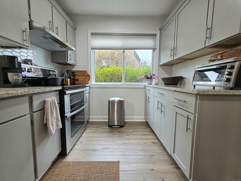 Tiny photo for 60 Heritage Village #B, Southbury, CT 06488 (MLS # 24137022)