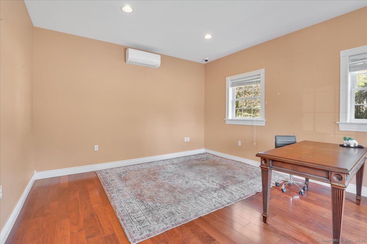 Southington, Connecticut 06479, United States, ,Residential,Active,33194