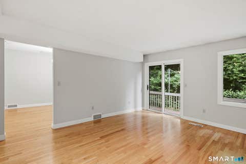 Tiny photo for 3 Rivermead #3, Avon, CT 06001 (MLS # 24192369)