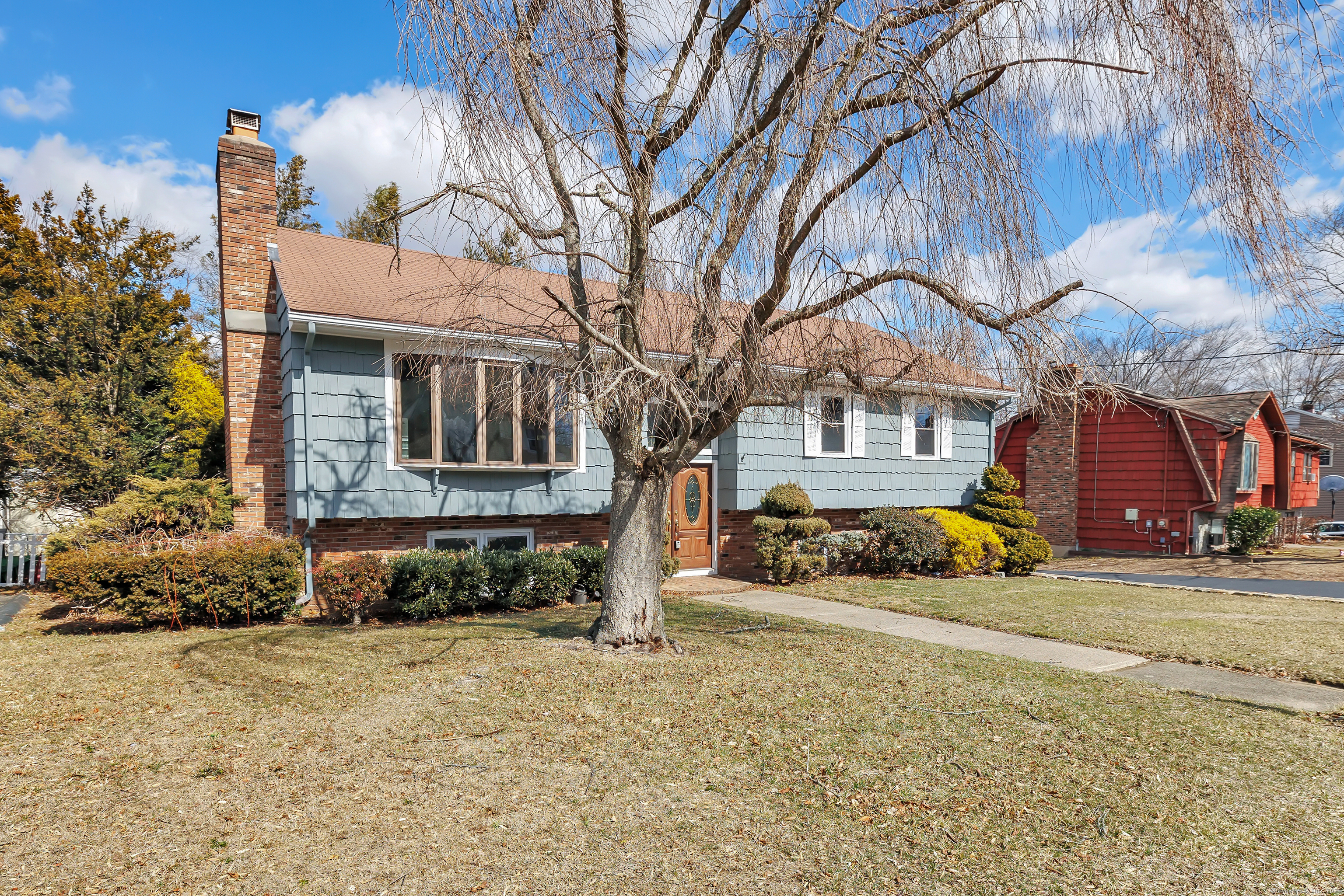 96 Trelane Drive, Bridgeport, Connecticut image 2