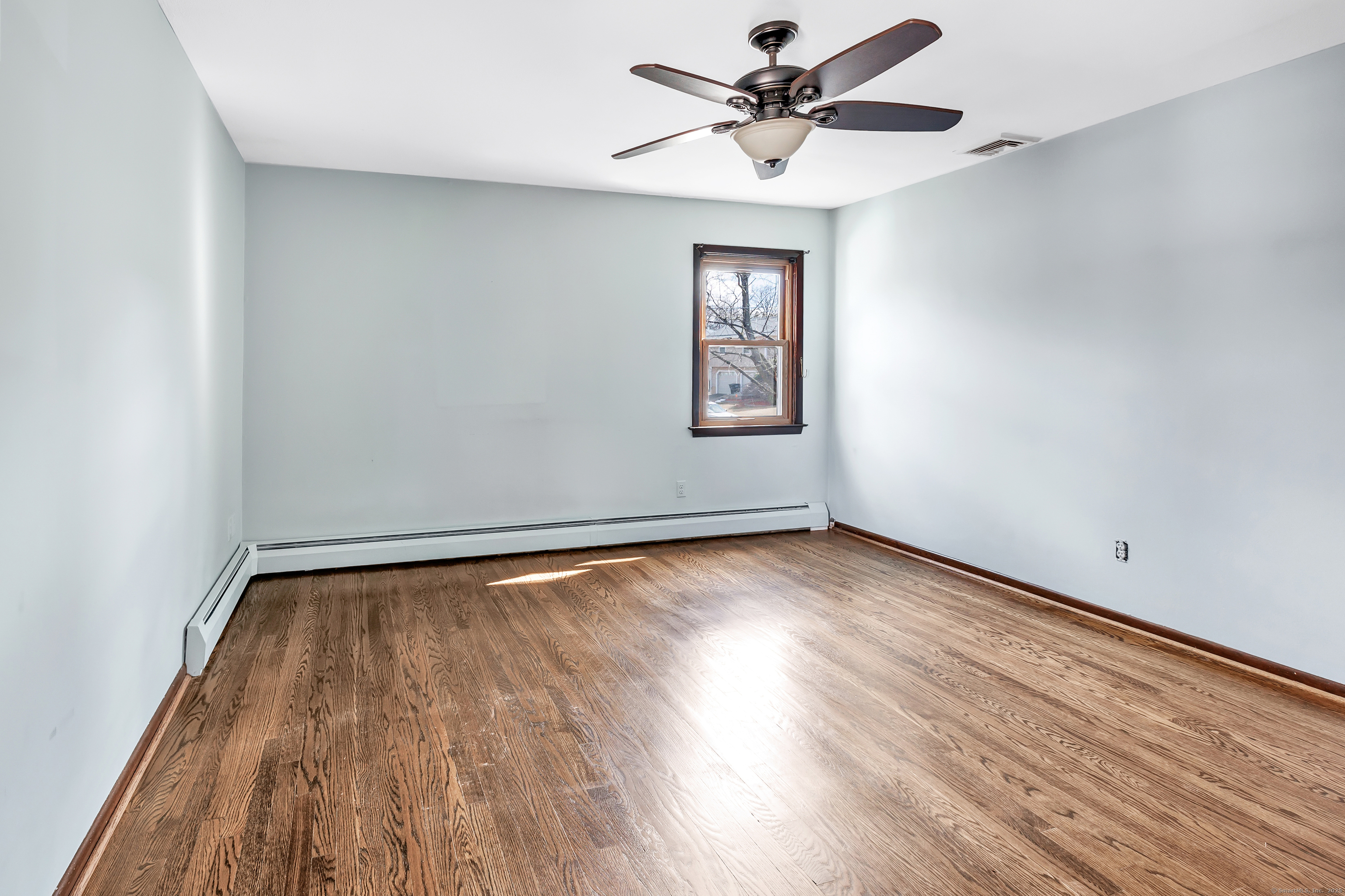 96 Trelane Drive, Bridgeport, Connecticut image 21