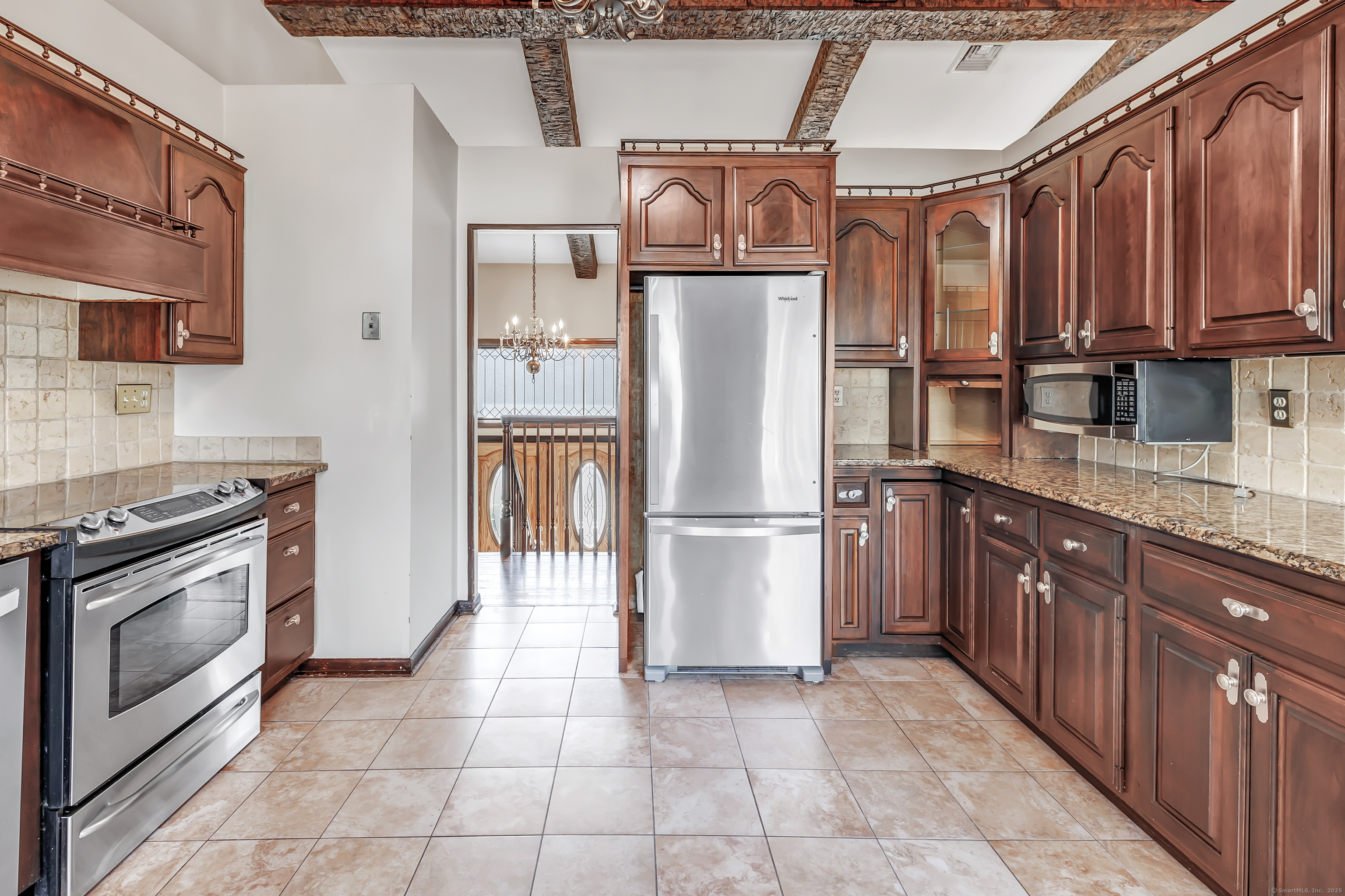 96 Trelane Drive, Bridgeport, Connecticut image 16
