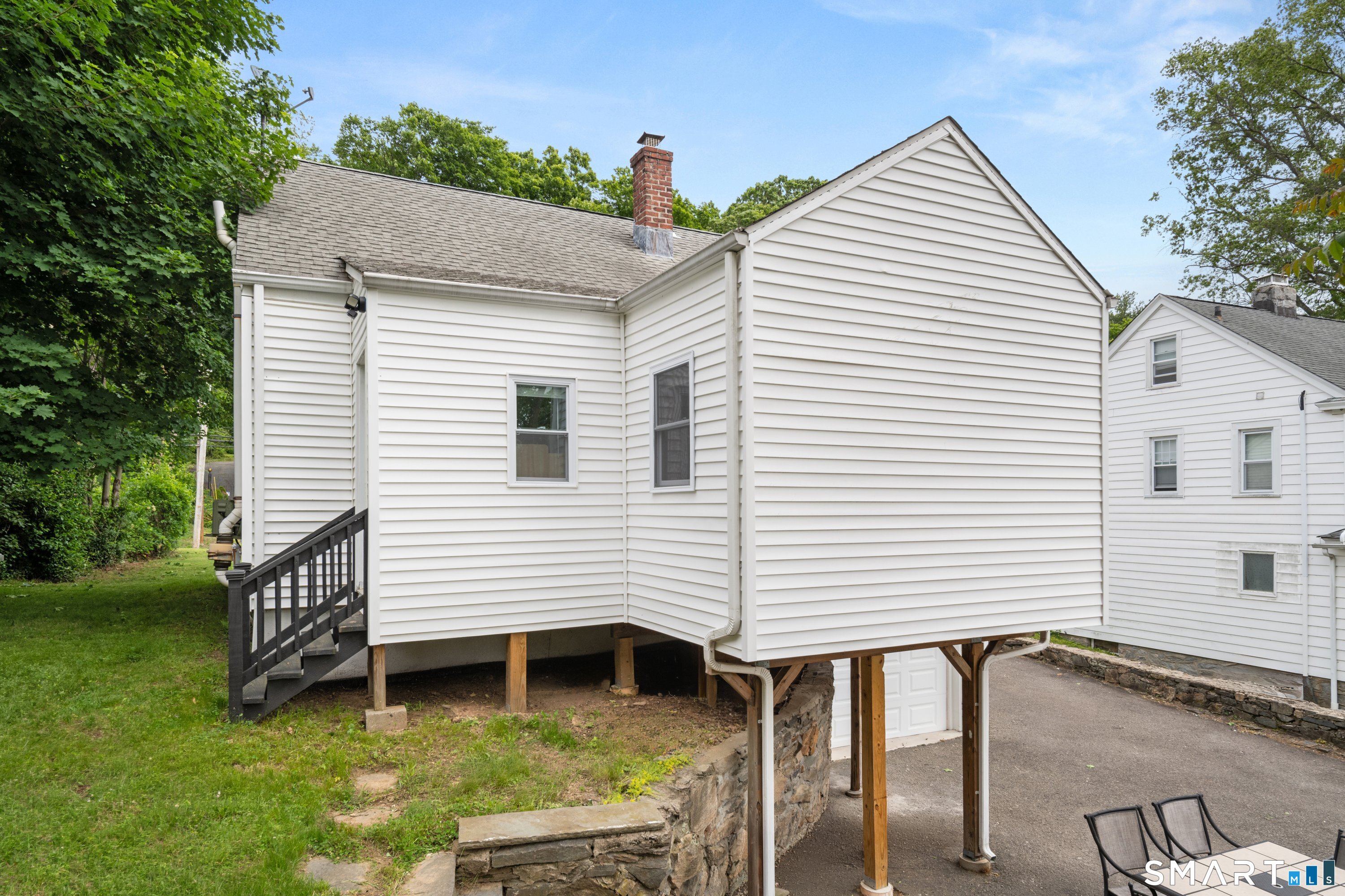 243 White Plains Road