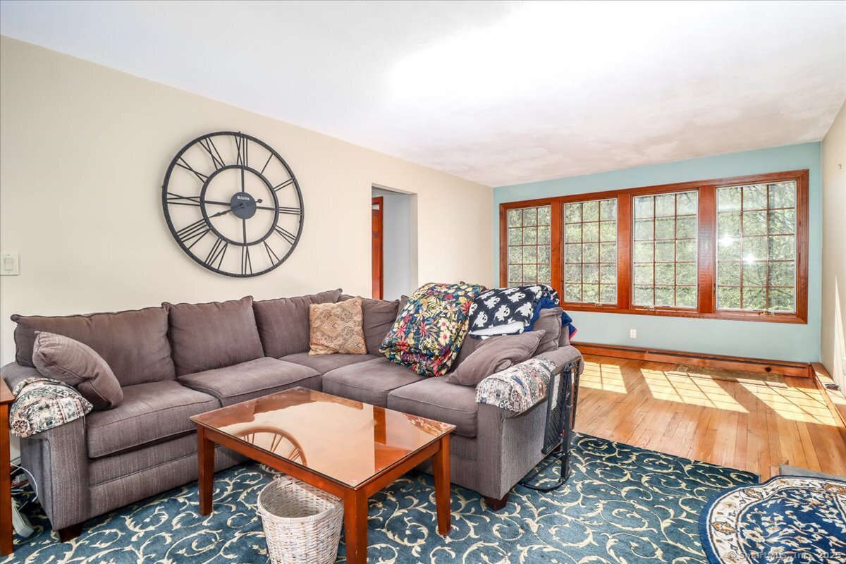 35 Timberlane Drive, Shelton, Connecticut image 4