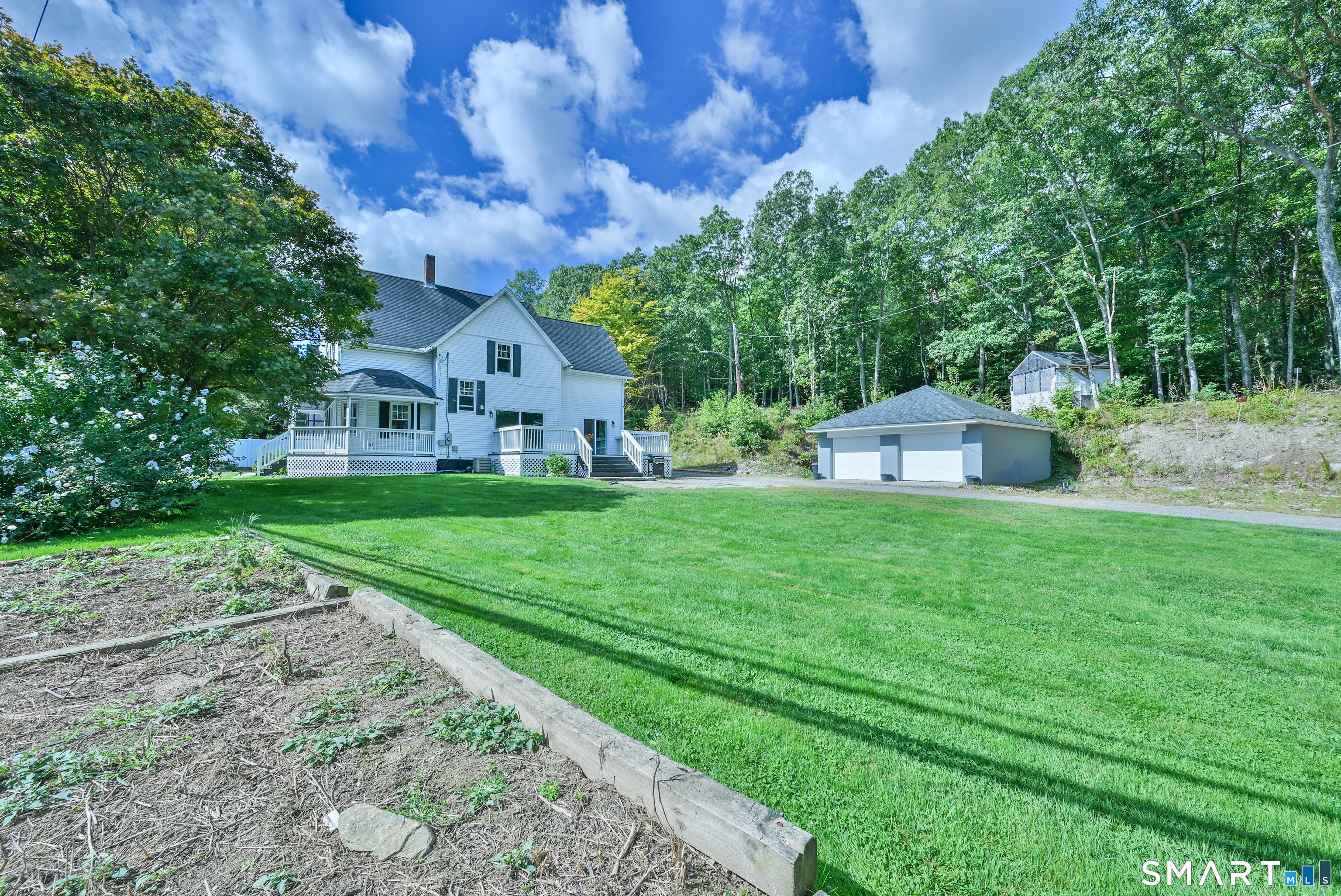 990 Riverside Drive