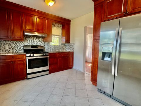 14 Bayview Place, West Haven, CT 06516 - #: 24048491