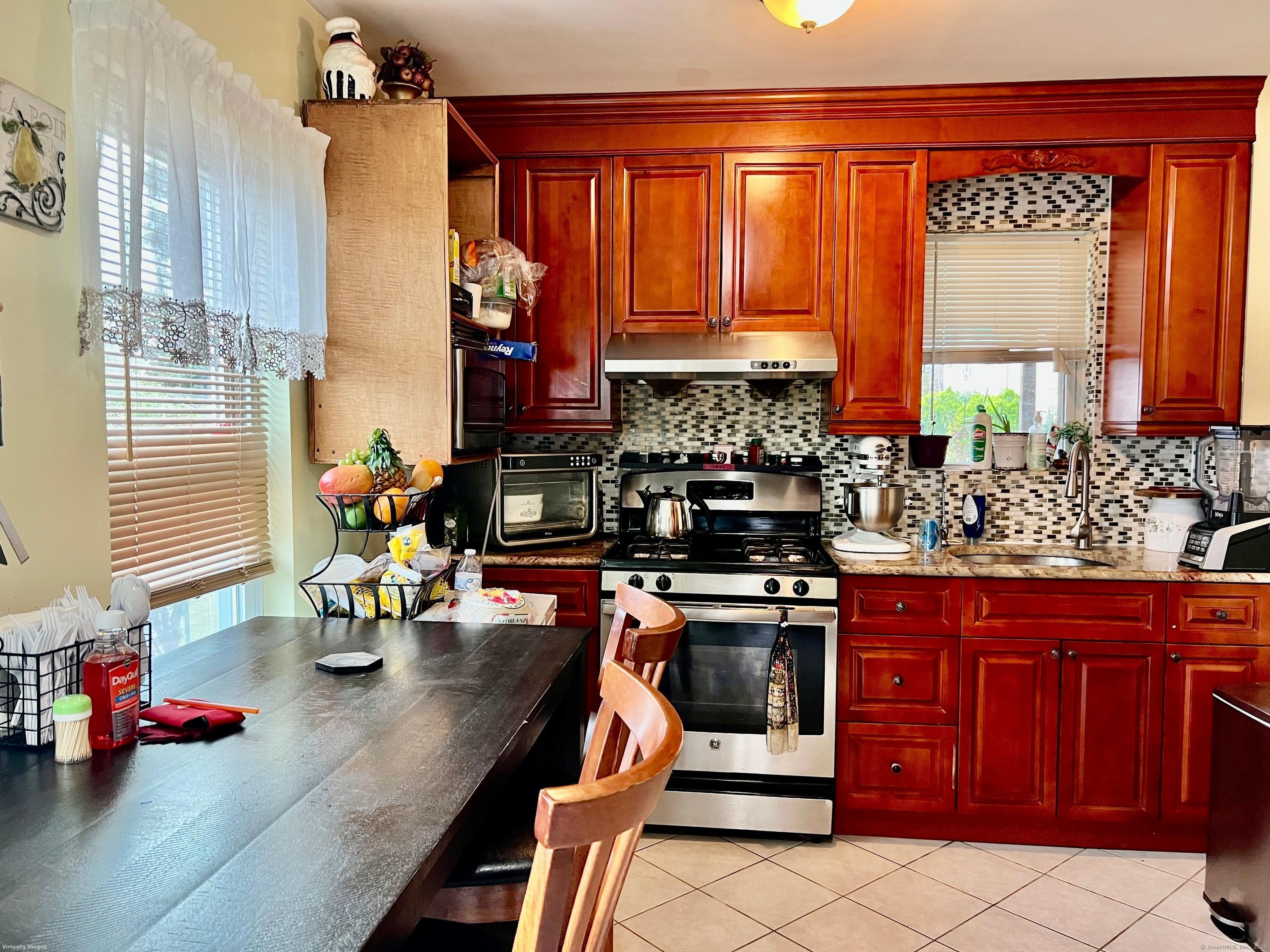 14 Bayview Place, West Haven, Connecticut image 6
