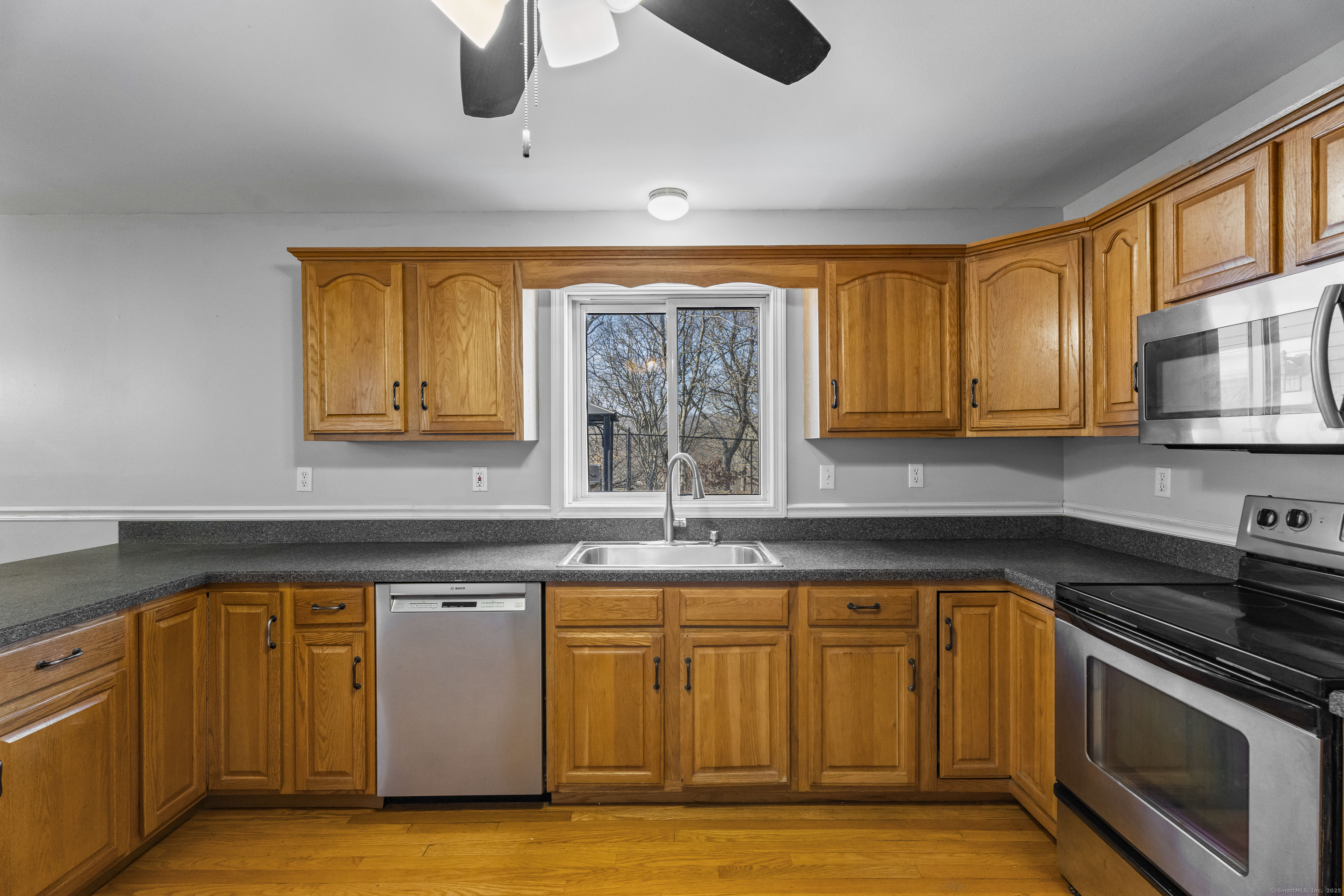 5 Ridge Lane, Shelton, Connecticut image 11