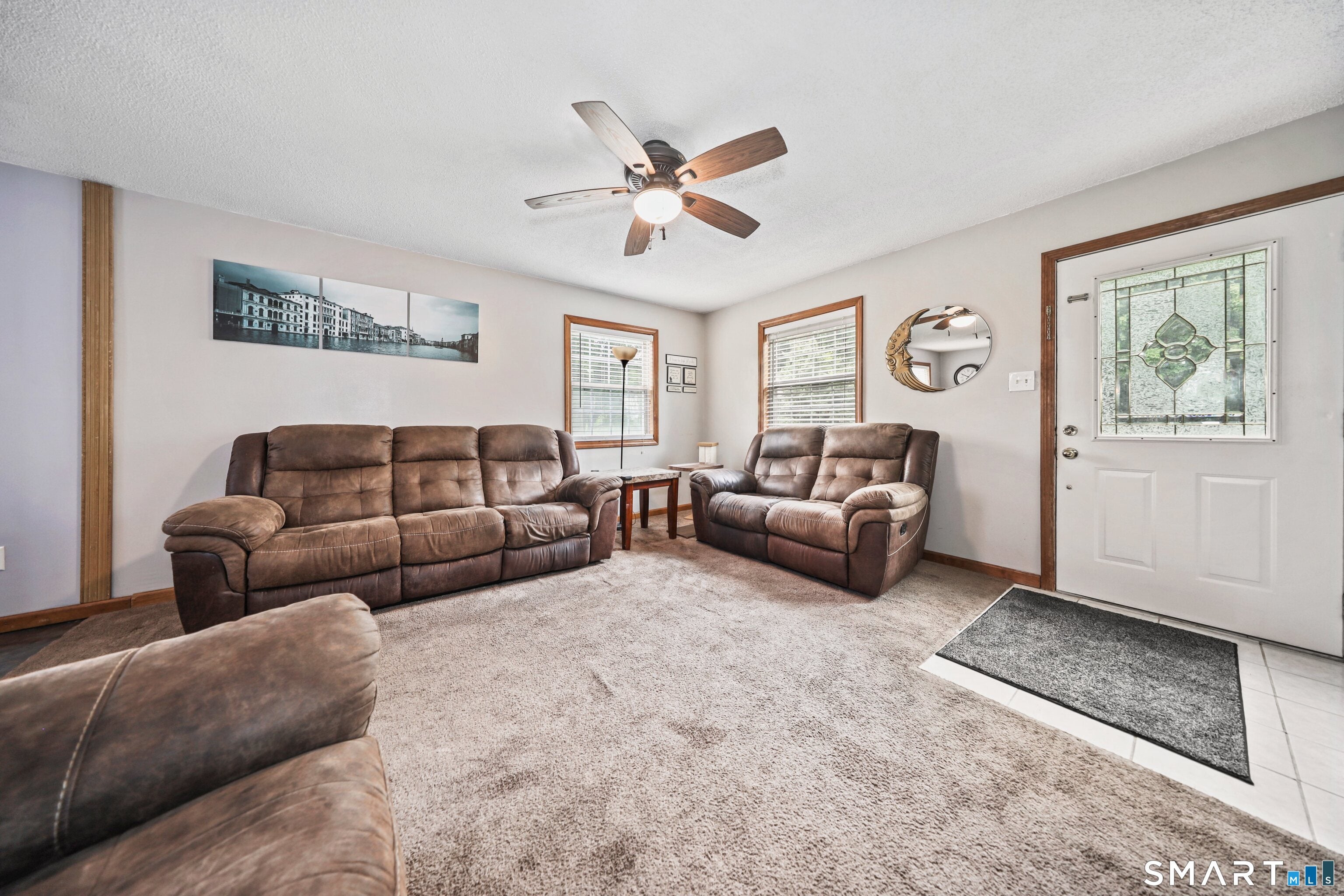 33 Red Robin Road