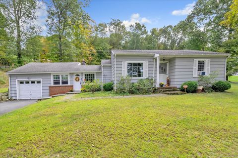 36 Turkey Roost Road Monroe CT 06468