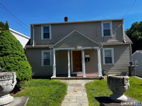 Multifamily For Rent - 173 Bradley Avenue<br/> Waterbury, CT 06708