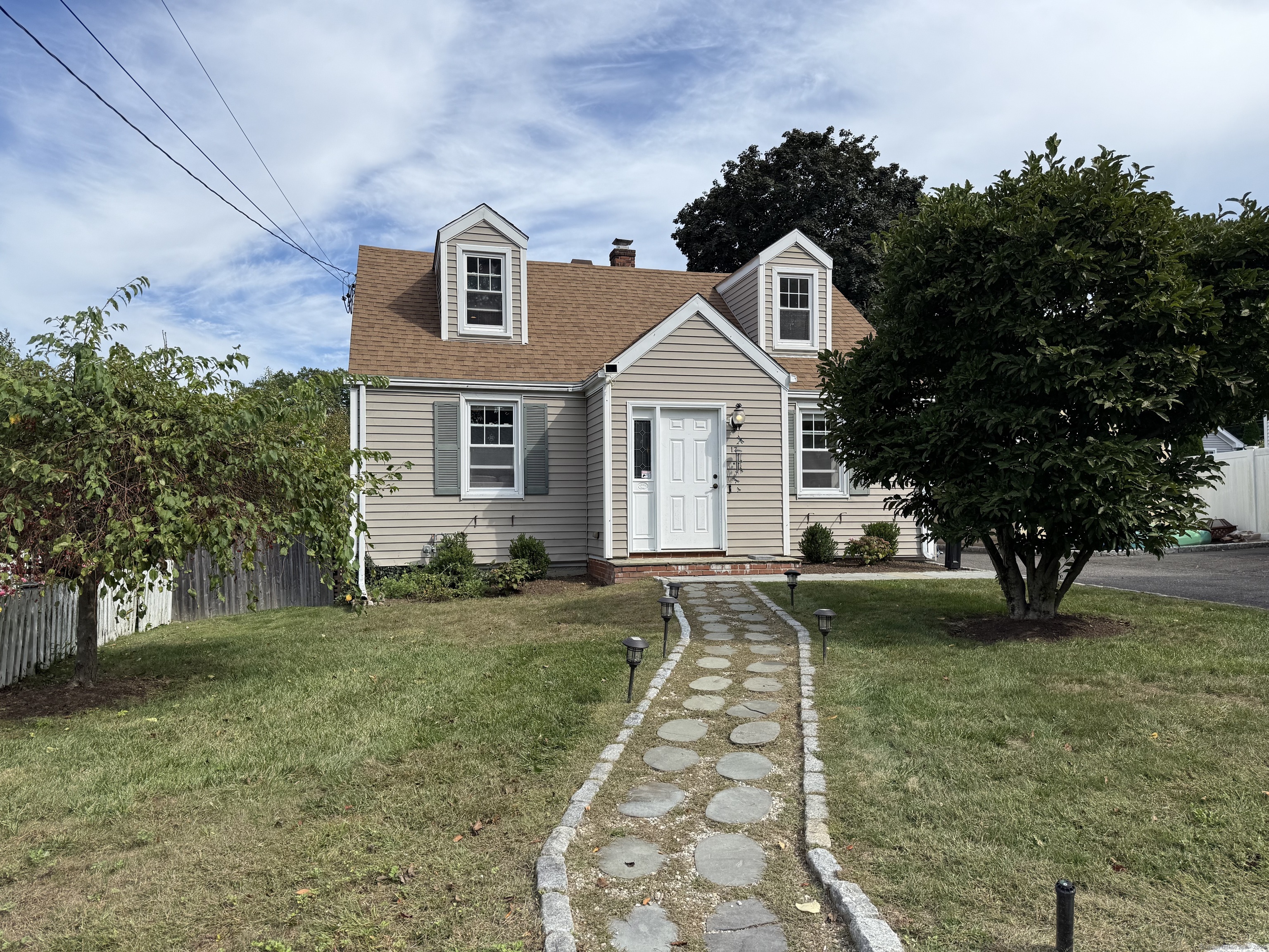 Photo 1 of 17 Ambler Drive, Norwalk, Connecticut, $575,000, Web #: 24050796