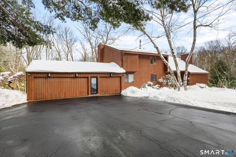 53 Rock Hill Road Woodbridge CT 06525