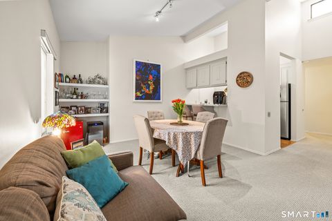 Tiny photo for 19 Cook Close #19, Ridgefield, CT 06877 (MLS # 24157984)