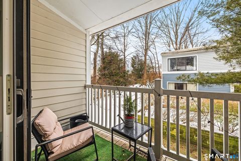 Tiny photo for 19 Cook Close #19, Ridgefield, CT 06877 (MLS # 24157984)
