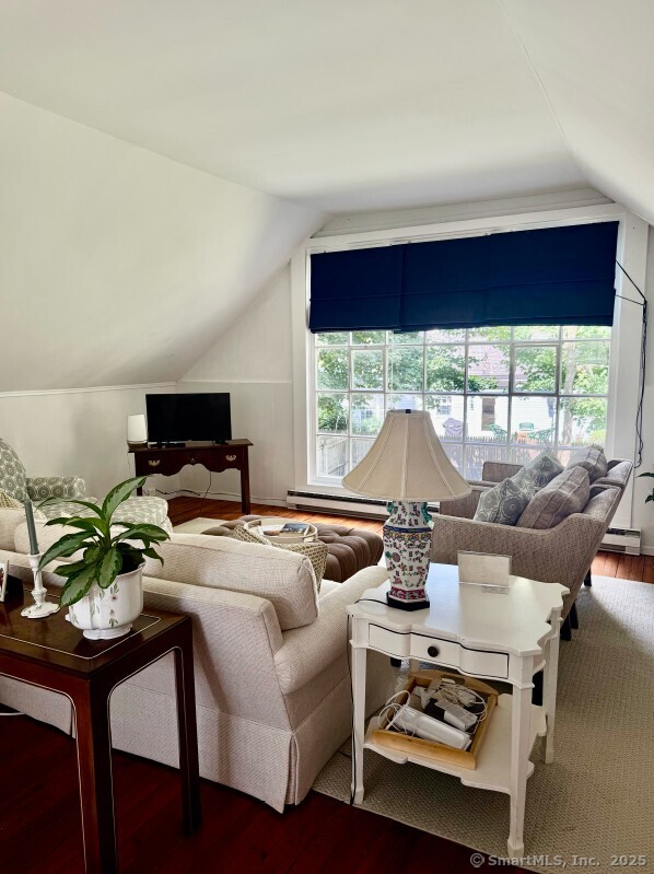 285 Noroton Avenue A