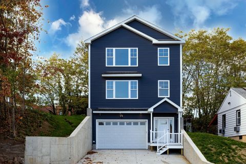 35 Terrace Avenue West Haven CT 06516