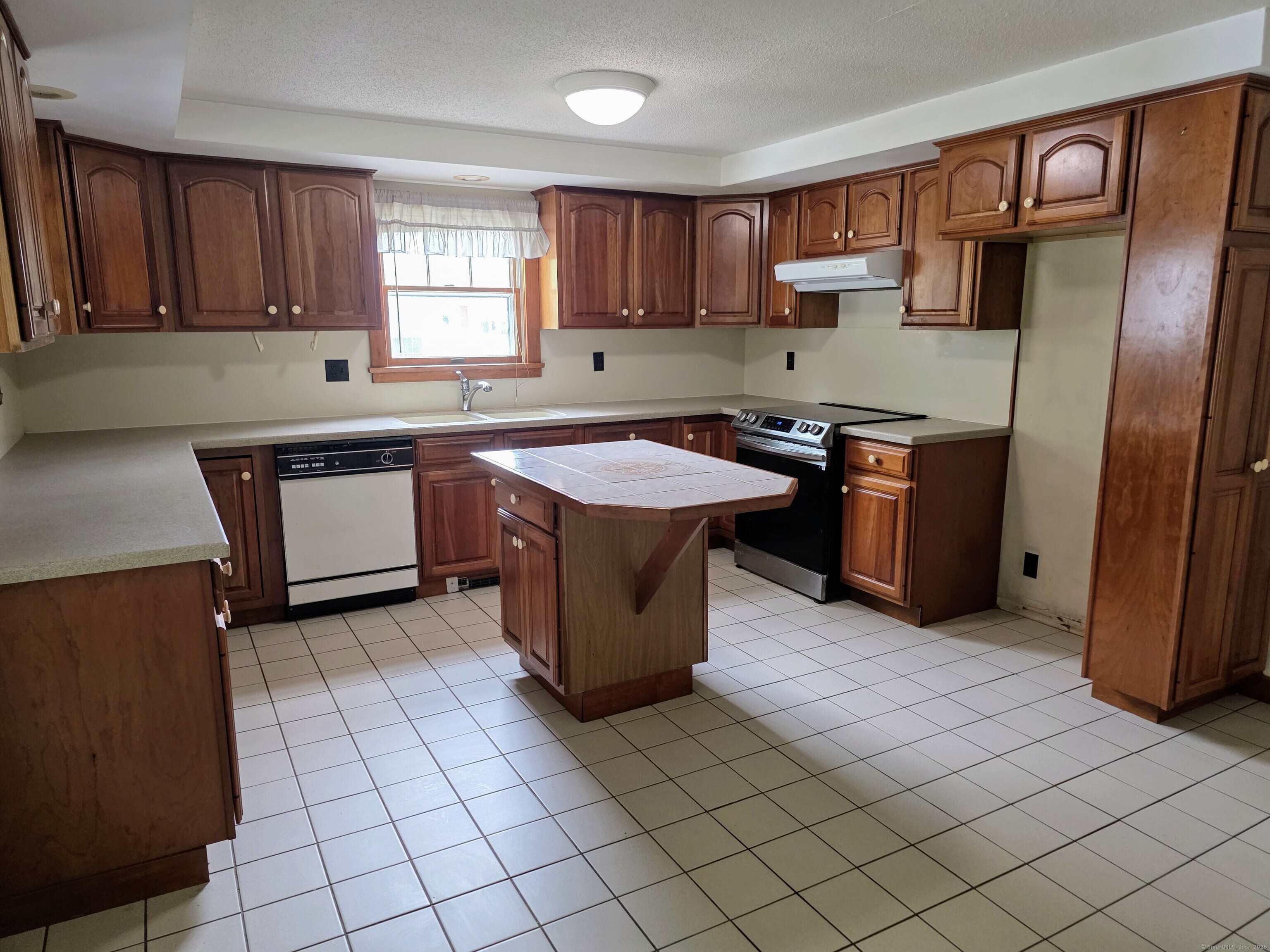 39 Miner Avenue, Waterford, Connecticut image 7