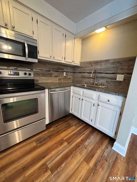 Tiny photo for 104 Harvest Lane #D, Wallingford, CT 06492 (MLS # 24157611)