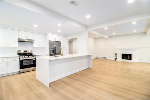 Photo of 929 Heritage Village #B, Southbury, CT 06488 (MLS # 24138404)