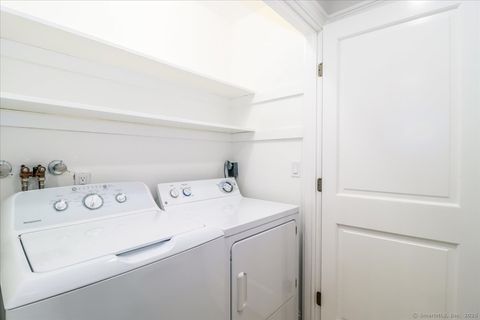 Tiny photo for 929 Heritage Village #B, Southbury, CT 06488 (MLS # 24138404)