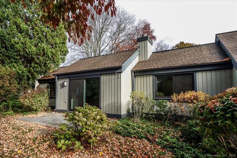 Tiny photo for 929 Heritage Village #B, Southbury, CT 06488 (MLS # 24138404)