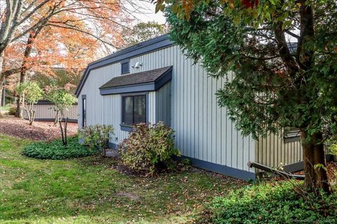 Tiny photo for 929 Heritage Village #B, Southbury, CT 06488 (MLS # 24138404)