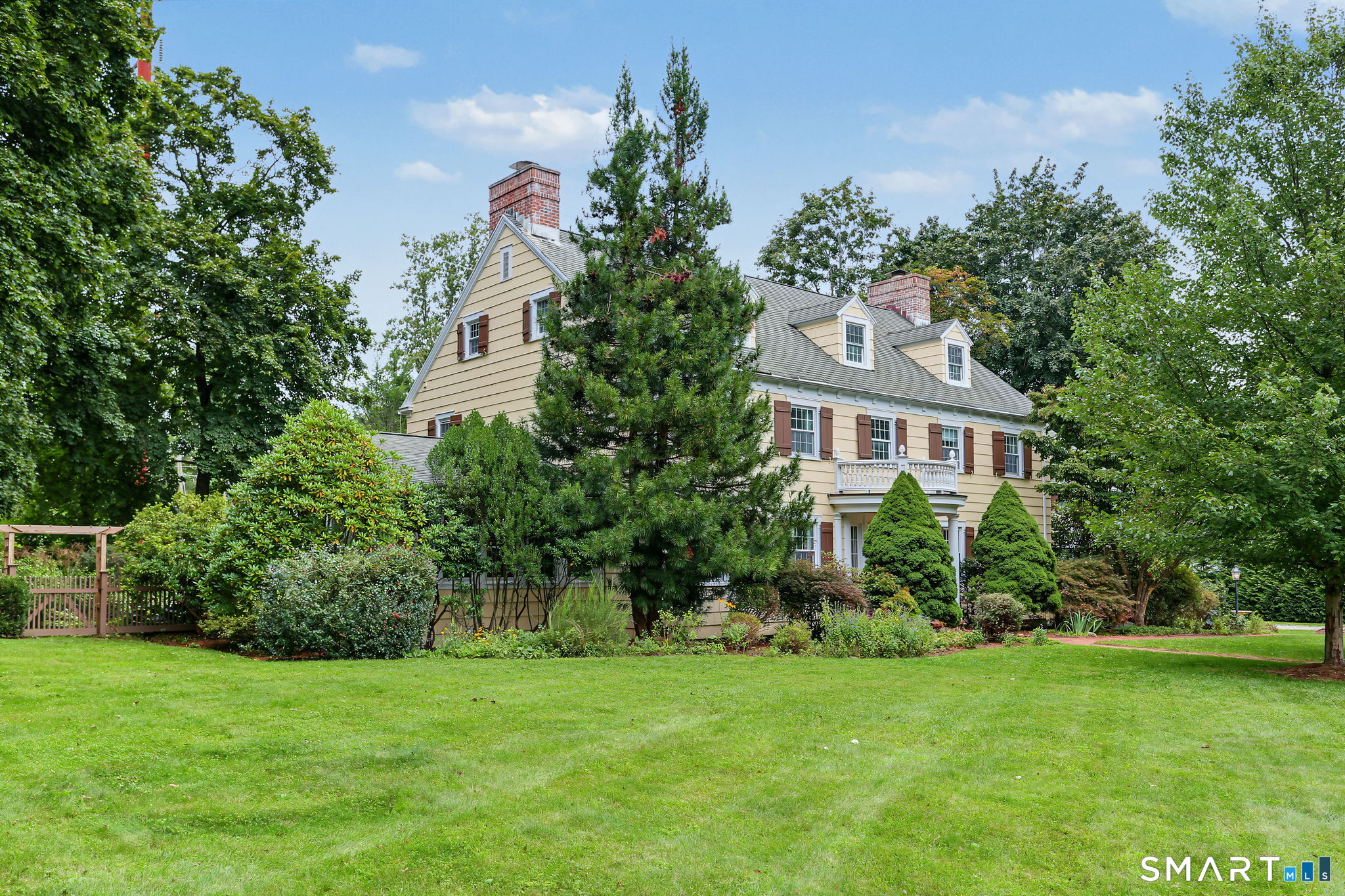 39 West Meadow Road