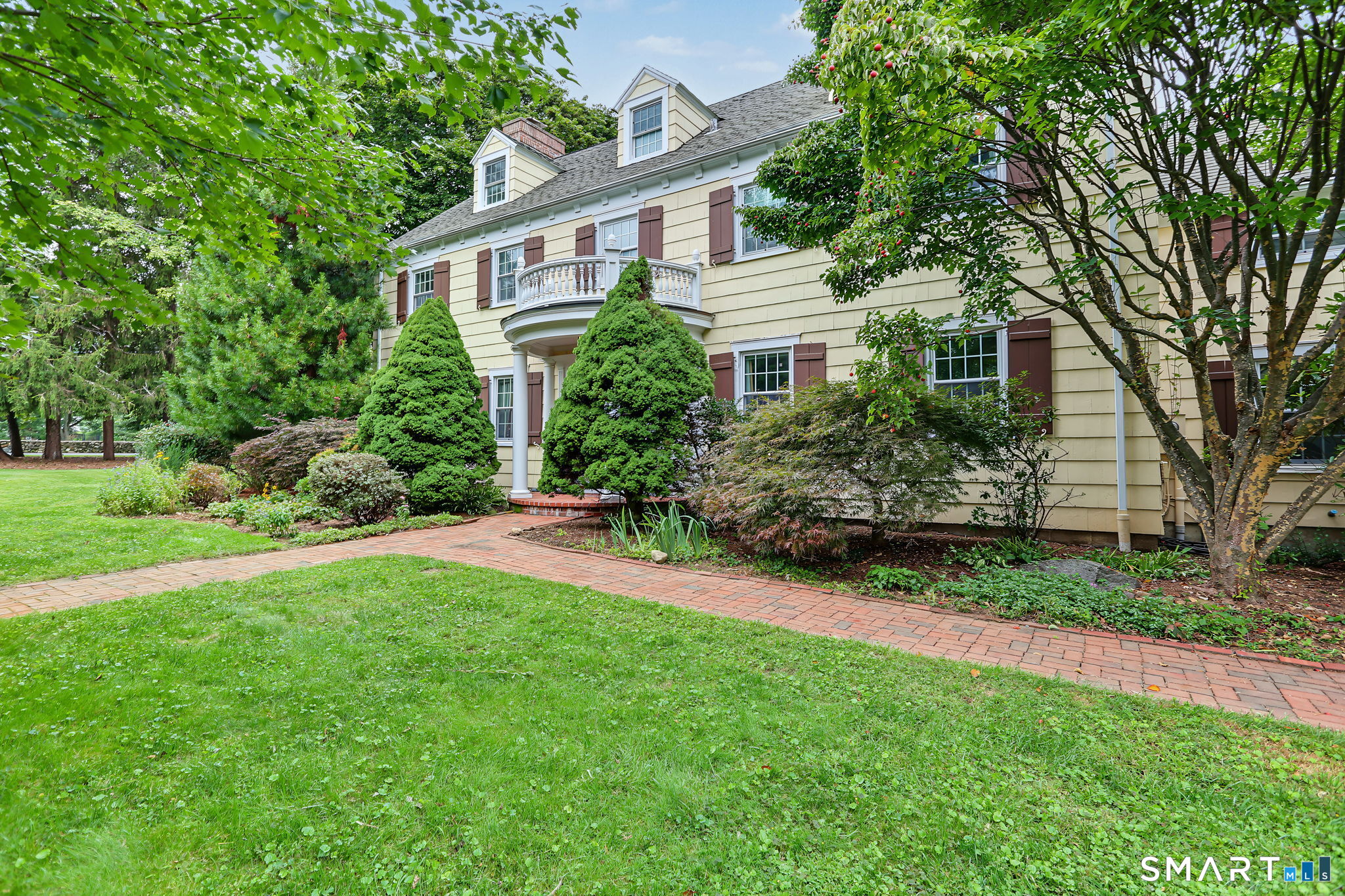 39 West Meadow Road