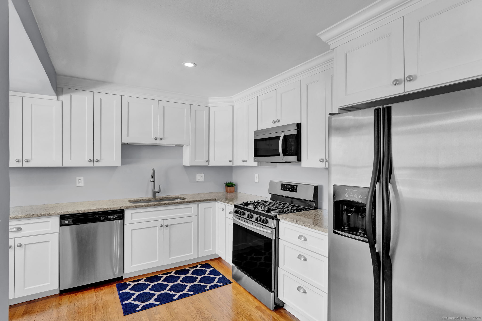 13 Pinecrest Drive, Southington, Connecticut image 13