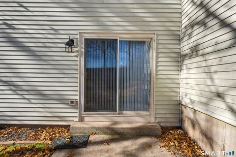 Tiny photo for 30 Larkspur Drive #30, Cromwell, CT 06416 (MLS # 24157912)