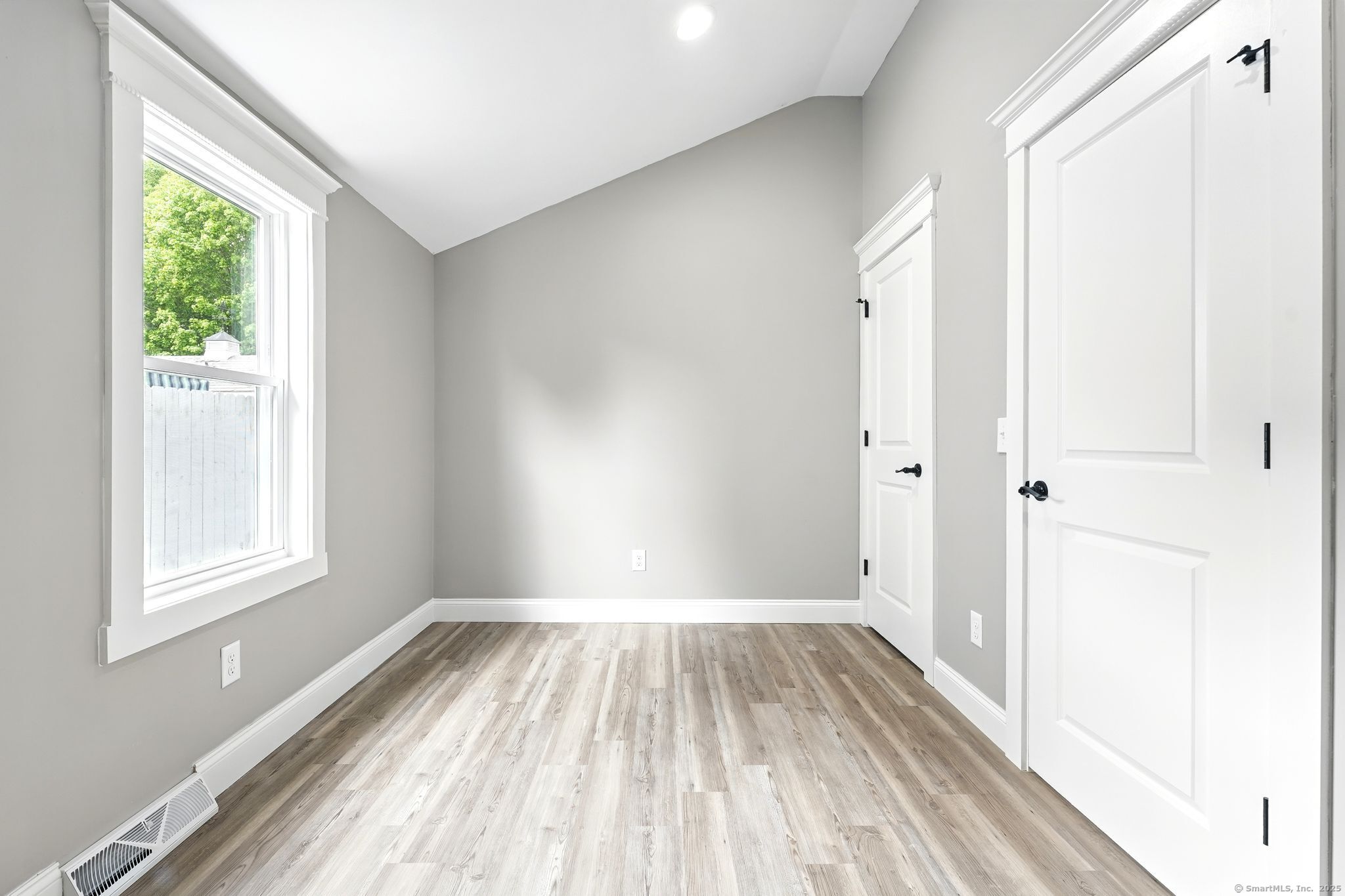 27 Prospect Avenue, East Lyme, Connecticut image 24
