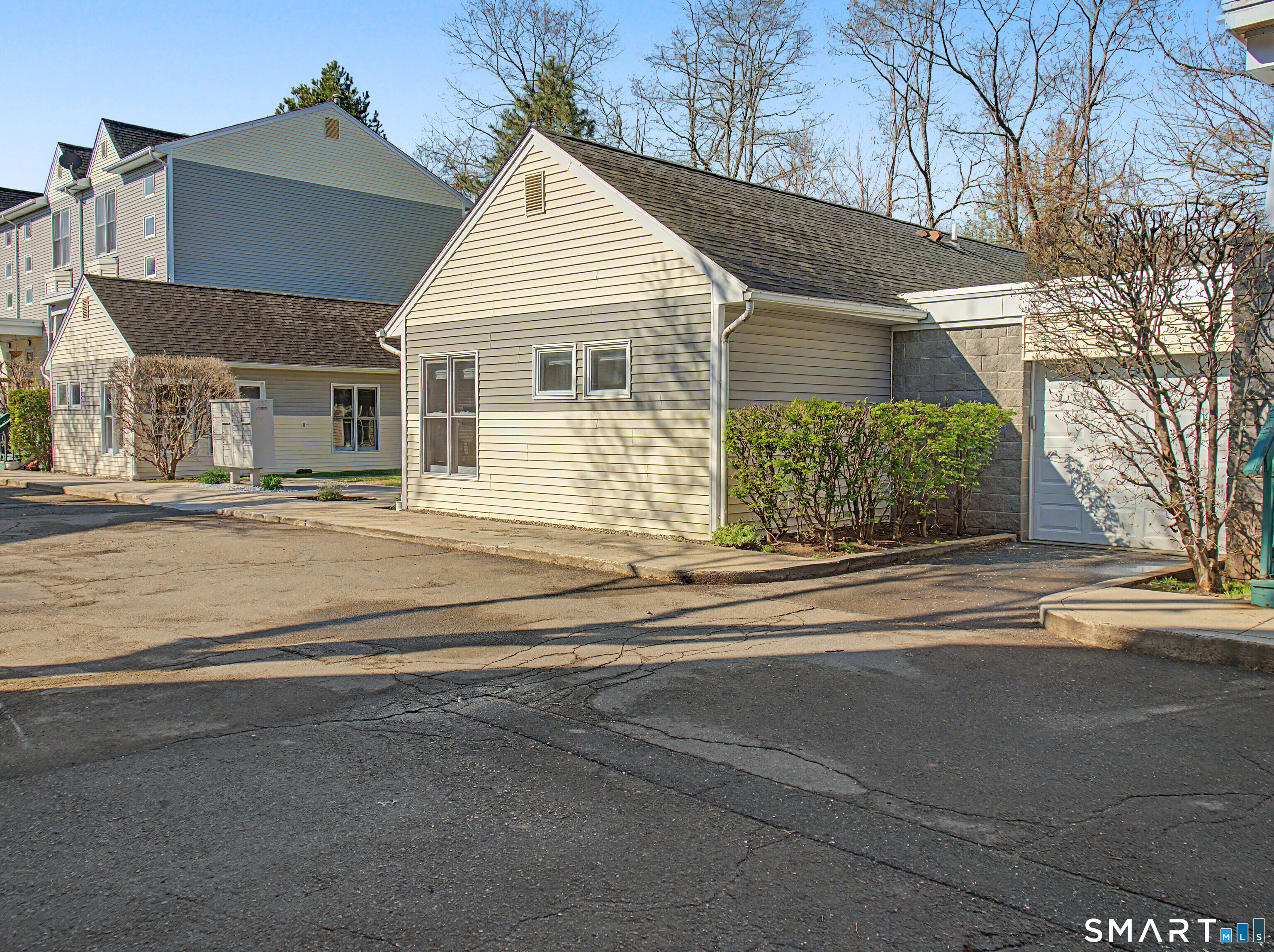 130 Winchester Avenue 400