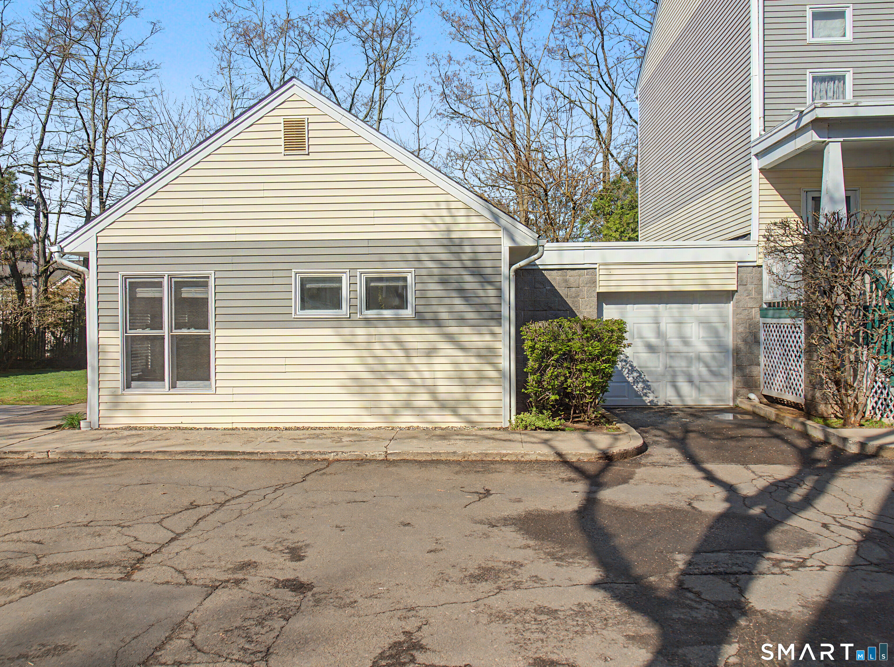 130 Winchester Avenue 400