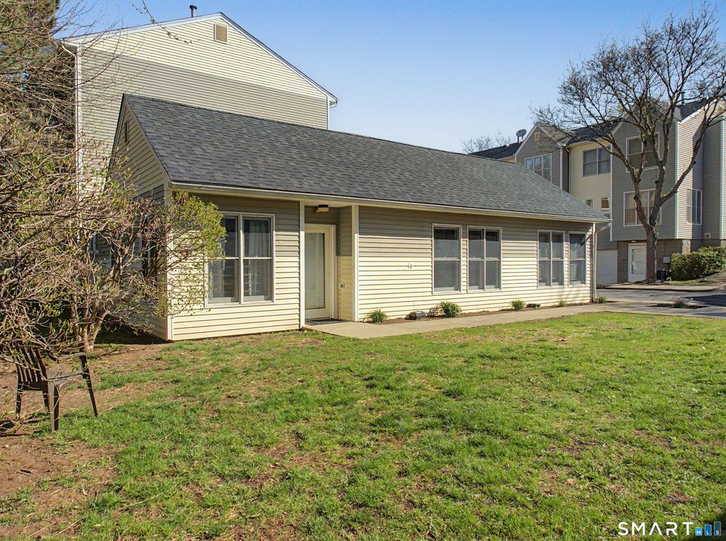 Photo of 130 Winchester Avenue #400, New Haven, CT 06511 (MLS # 24170887)