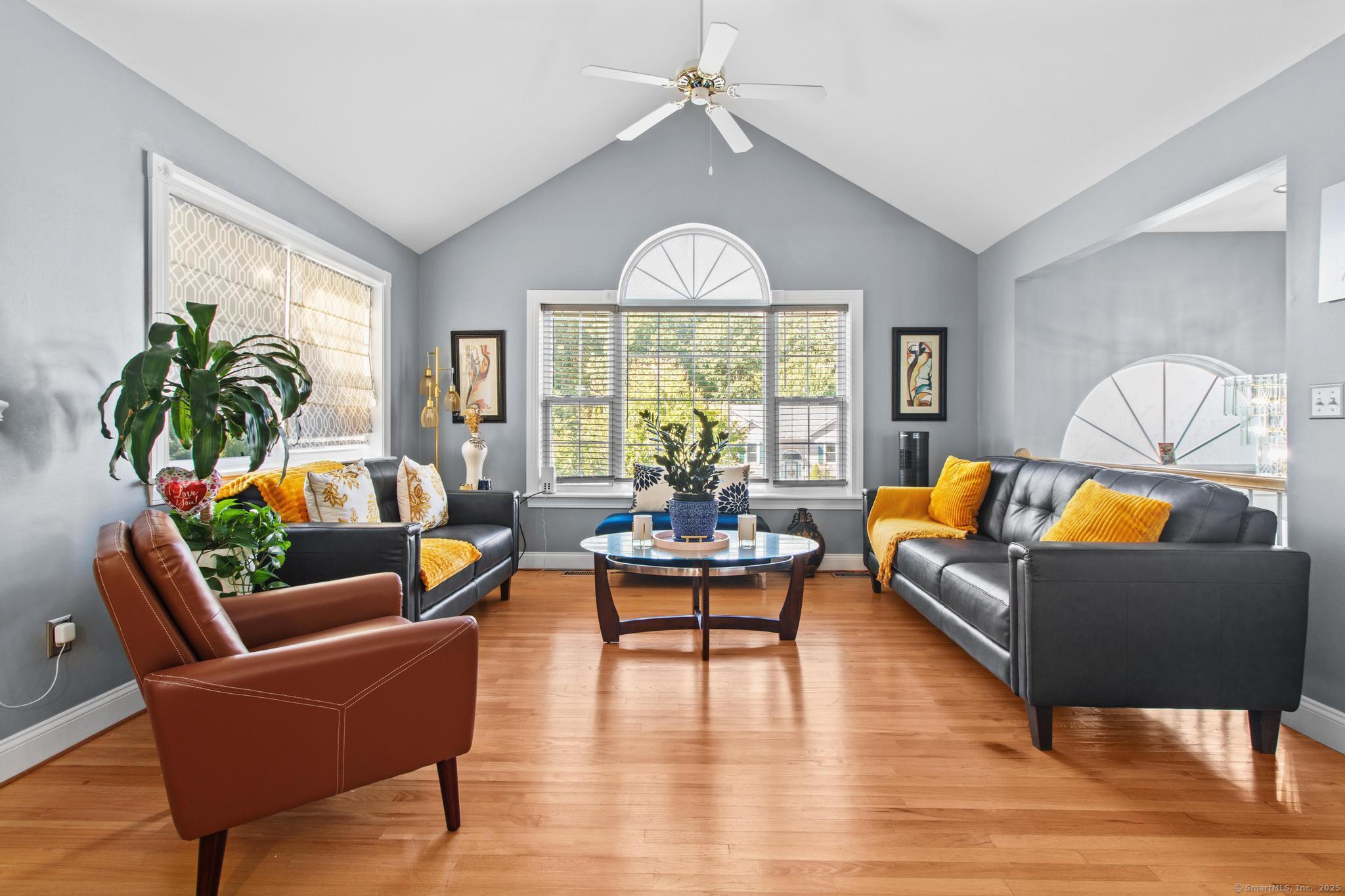 33 Georges Court, Waterbury, Connecticut image 4