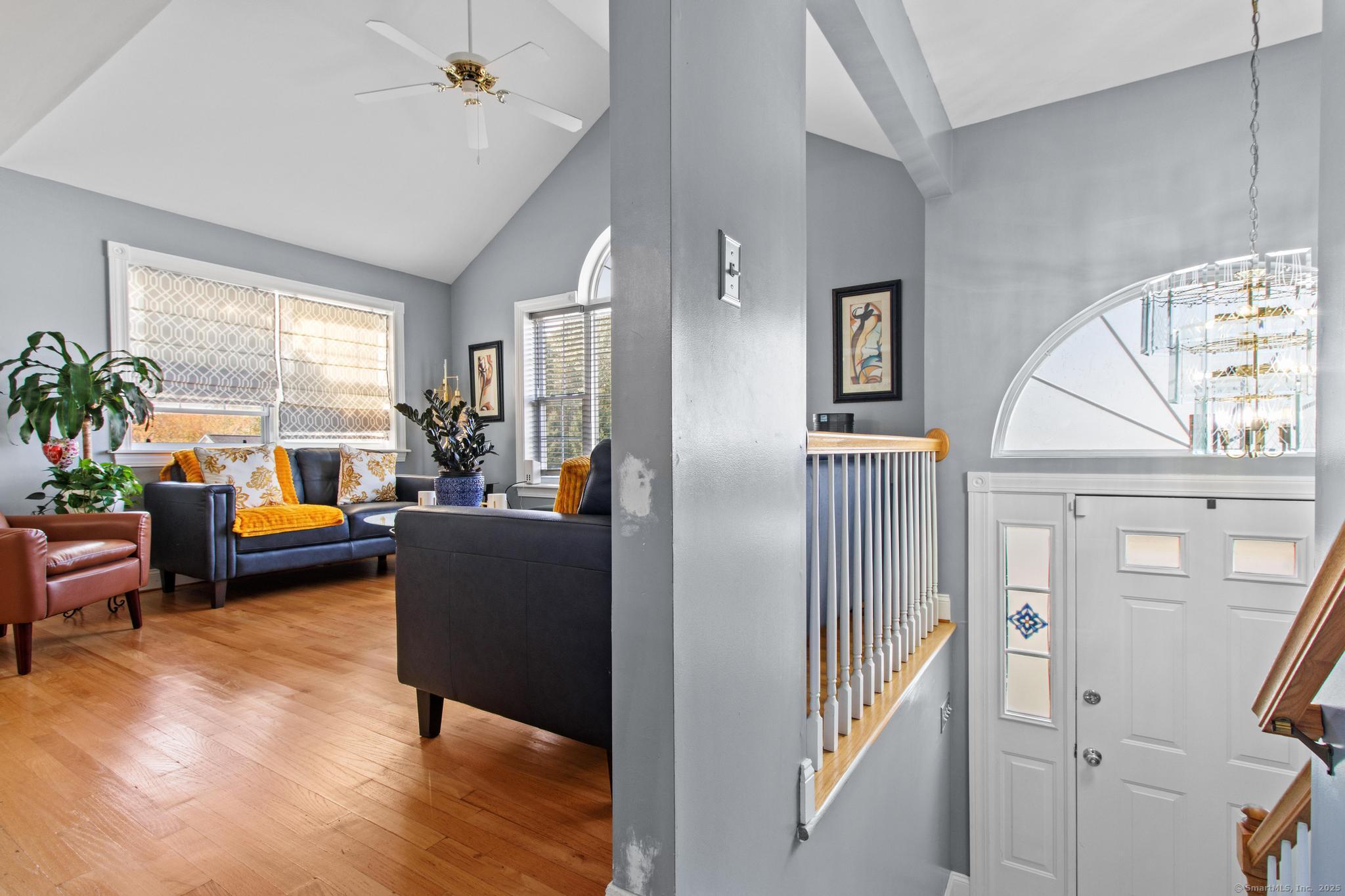 33 Georges Court, Waterbury, Connecticut image 3