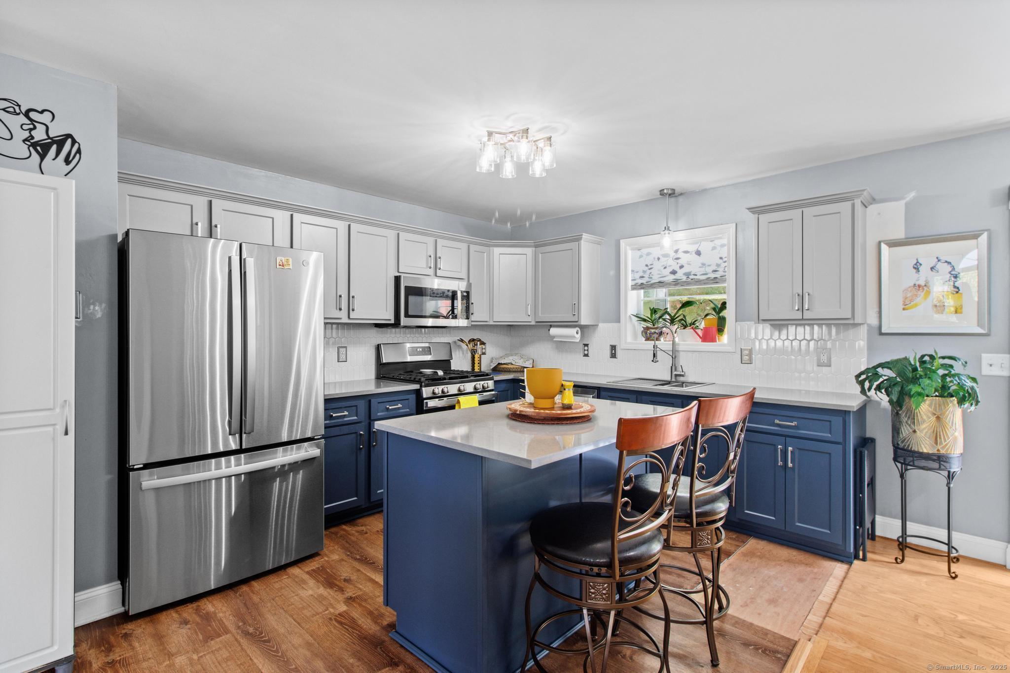 33 Georges Court, Waterbury, Connecticut image 7