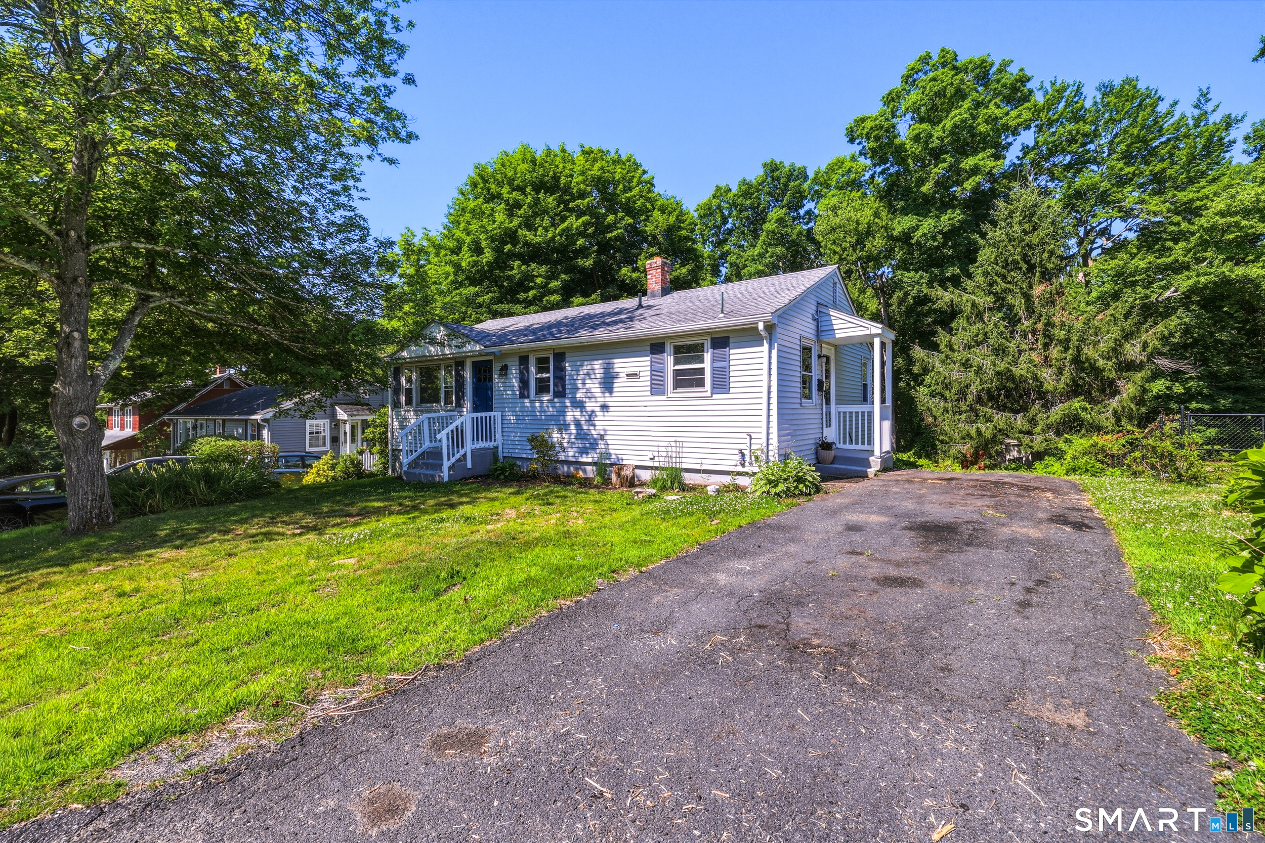 11 Chestnut Street