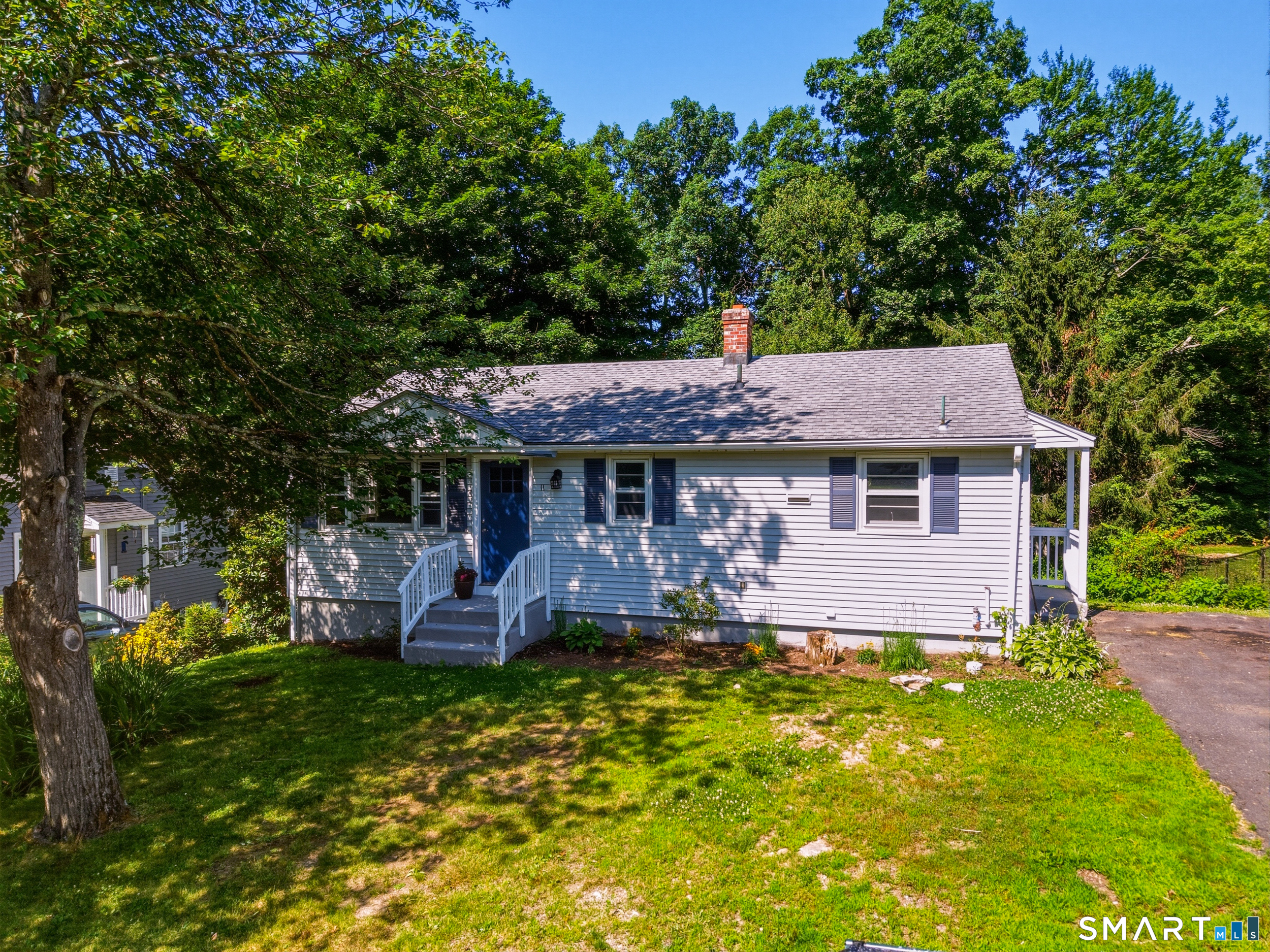 11 Chestnut Street