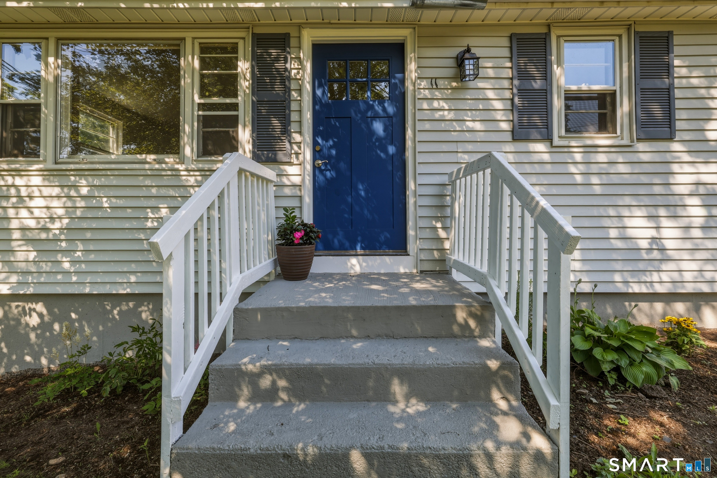 11 Chestnut Street