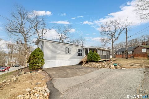 Mobile Home For Sale - 55 Mountainview Road<br/> East Hampton, CT 06424