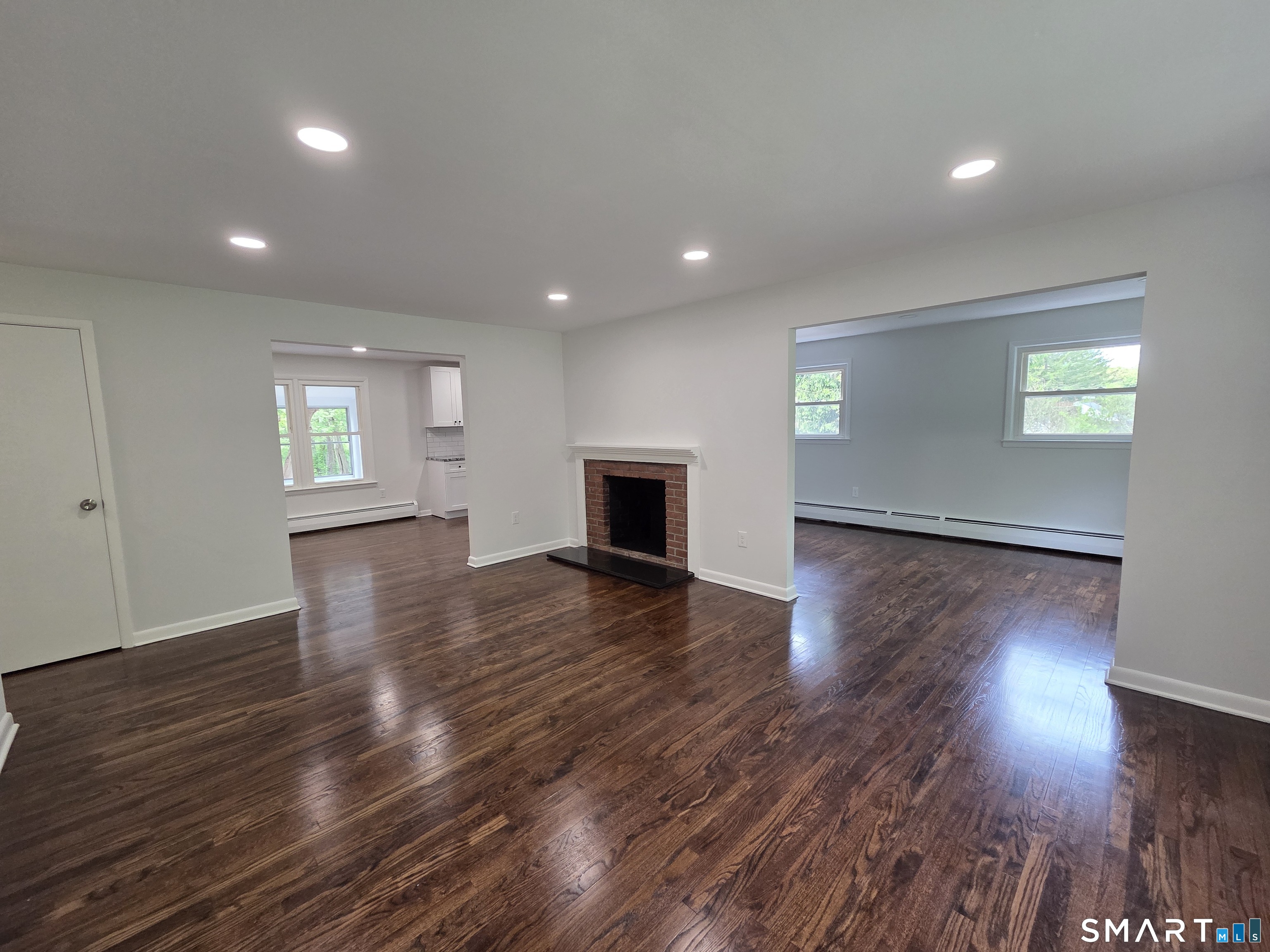 7 Longview Road
