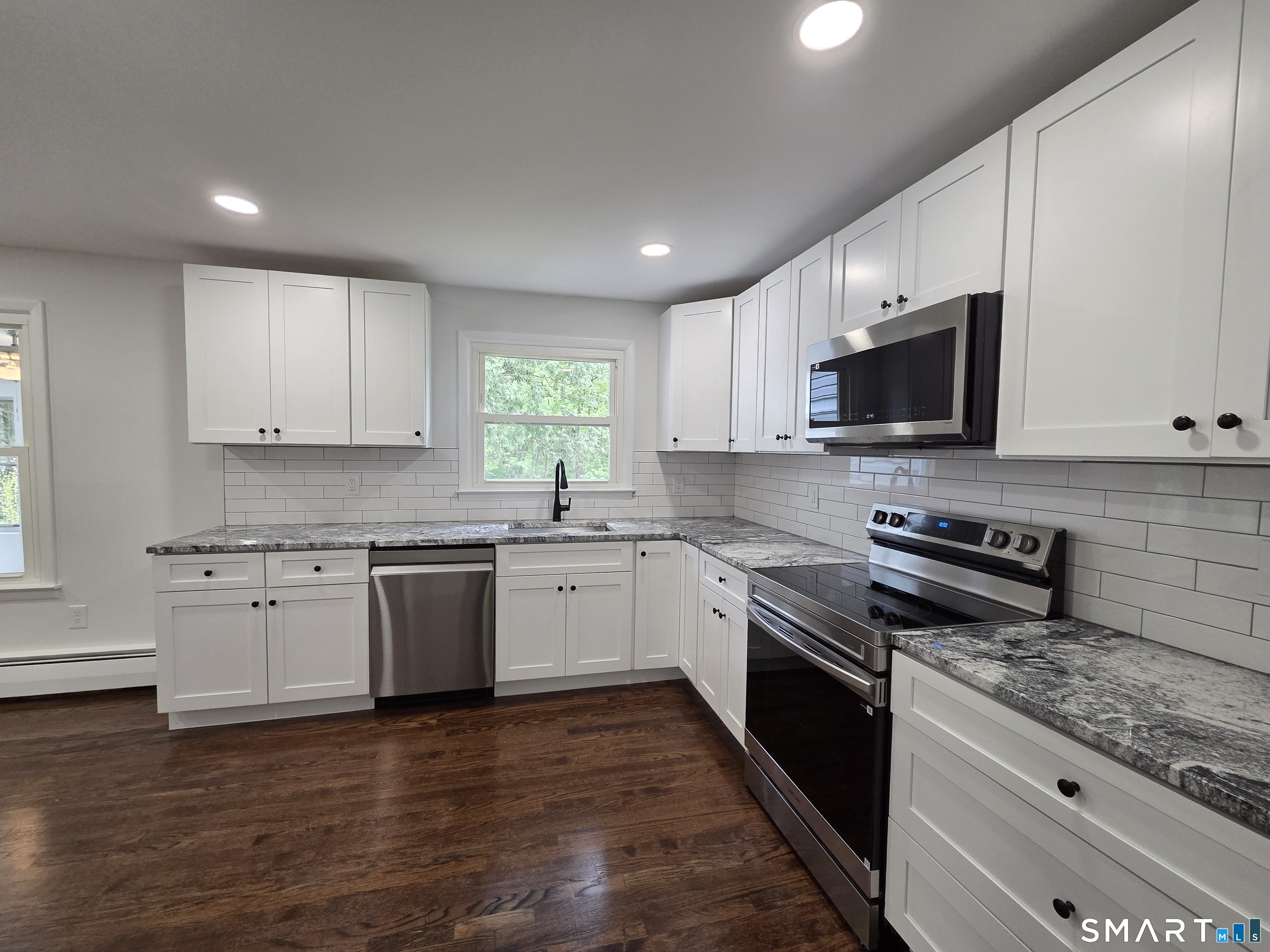 7 Longview Road