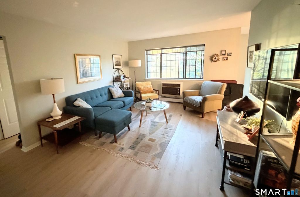 Photo of 125 Warner Hill Road #20, Stratford, CT 06614 (MLS # 24167859)