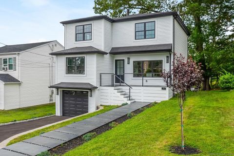 59 Cranston Avenue Shelton CT 06484