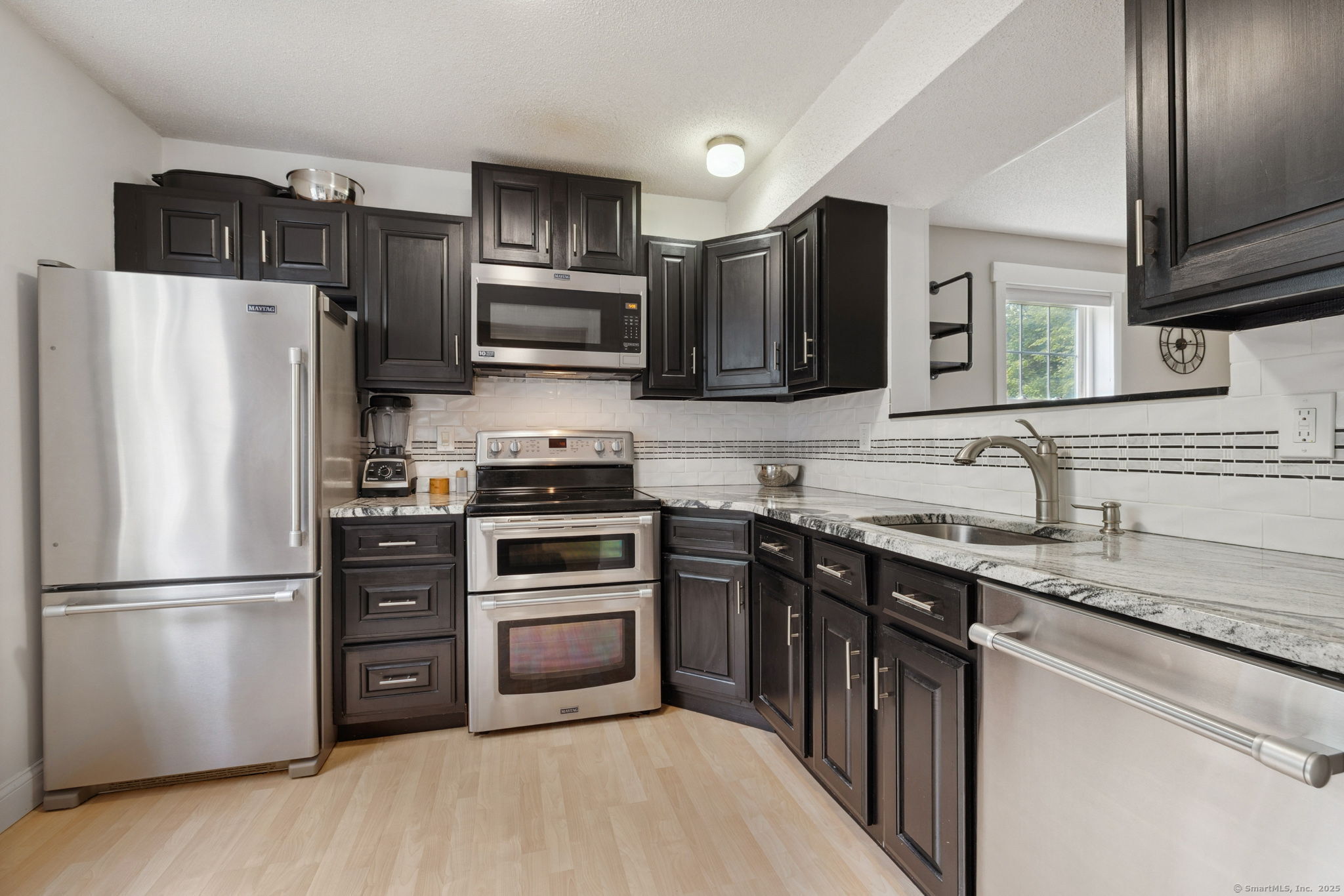 745 Merrow Road #APT 113, Coventry, Connecticut image 6