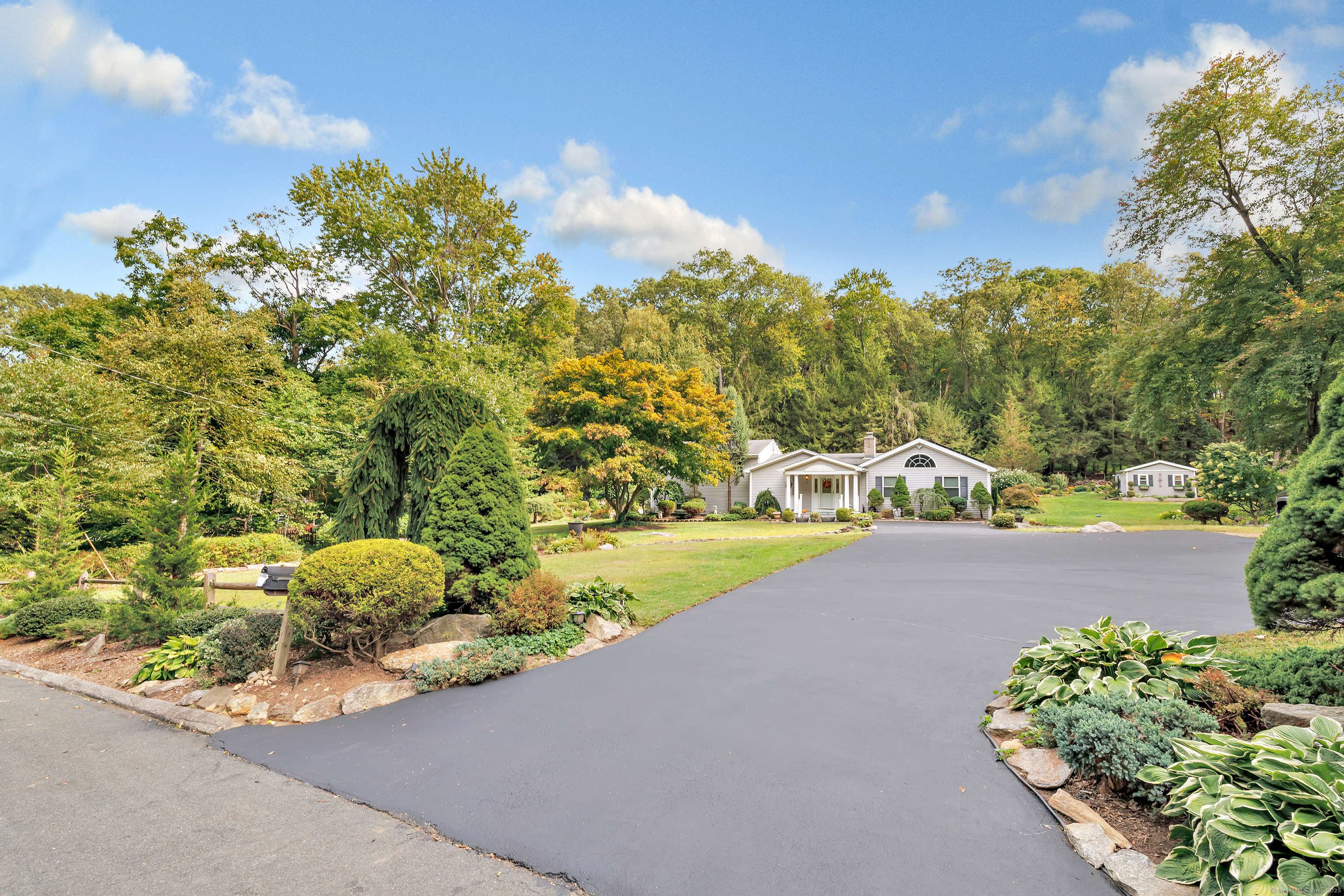 6 Daybreak Lane