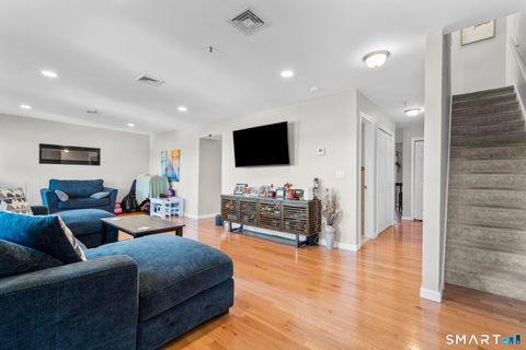 Tiny photo for 673 Quinnipiac Avenue #673, New Haven, CT 06513 (MLS # 24156134)