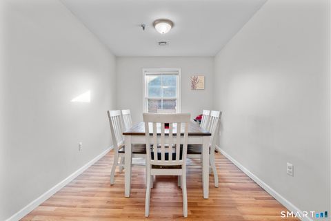 Tiny photo for 673 Quinnipiac Avenue #673, New Haven, CT 06513 (MLS # 24156134)